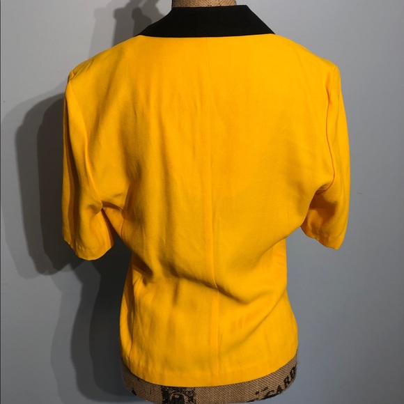 Vintage Perceptions Yellow & Black Button Down 10 - Picture 5 of 8